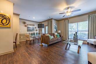 Eagle's Brooke in Locust Grove, GA - Building Photo - Interior Photo