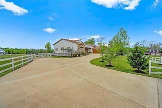 5403 E river Dr in Richmond, TX - Building Photo - Building Photo