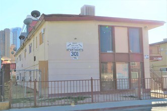 301 W Cleveland Ave in Las Vegas, NV - Building Photo - Building Photo