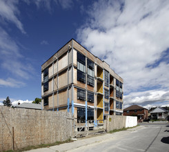 The Oakland in Toronto, ON - Building Photo - Building Photo