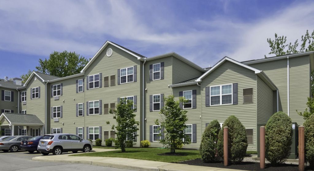 Amherst Glen Senior Apartments in Amherst, NY - Building Photo