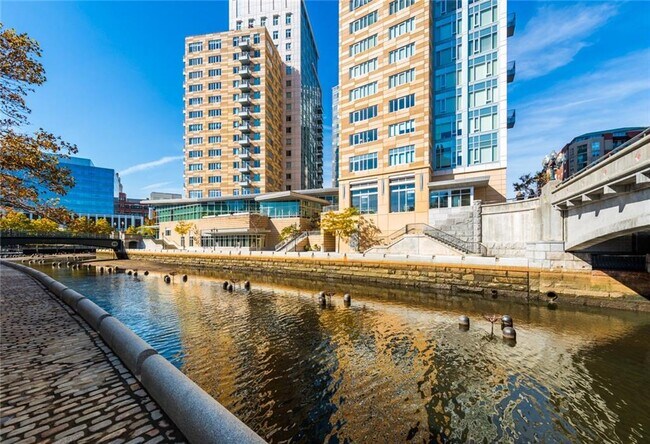 100 W Exchange St in Providence, RI - Building Photo - Building Photo