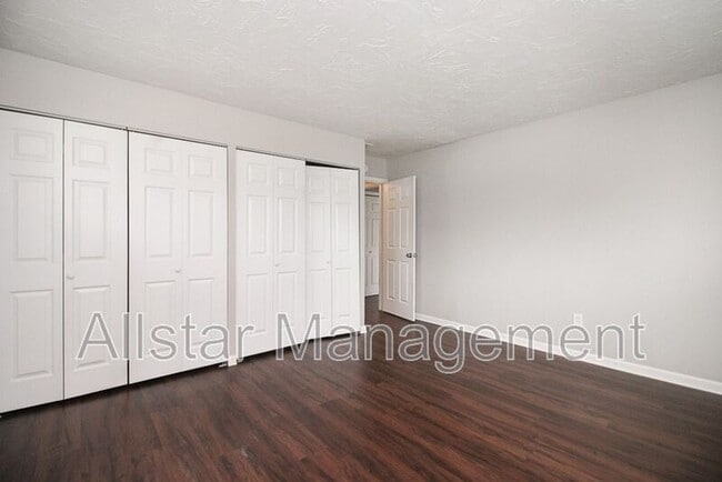 6393 Springwood Rd in Parma Heights, OH - Building Photo - Building Photo