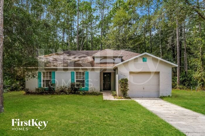 15166 SE 25th Ave in Starke, FL - Building Photo