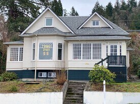 818 N Garden St in Bellingham, WA - Building Photo