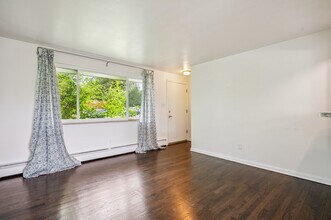 10280 W 12th Ave in Lakewood, CO - Building Photo - Building Photo