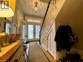 20 McKenzie St in Cambridge, ON - Building Photo - Building Photo