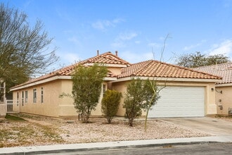 1002 Emerald Stone Ave in North Las Vegas, NV - Building Photo - Building Photo