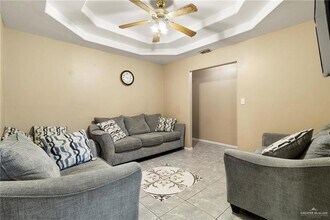 1123 E Champion St in Edinburg, TX - Building Photo - Building Photo
