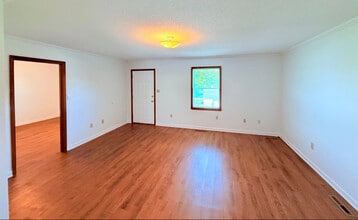 13728 Heath Brothers Dr in Glade Spring, VA - Building Photo - Building Photo