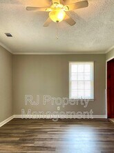 4095 Chelsea Ave in Memphis, TN - Building Photo - Building Photo