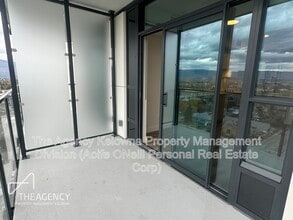 1488 Bertram St in Kelowna, BC - Building Photo - Building Photo