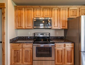 4737 Sherwood Way, Unit D in Bozeman, MT - Foto de edificio - Building Photo