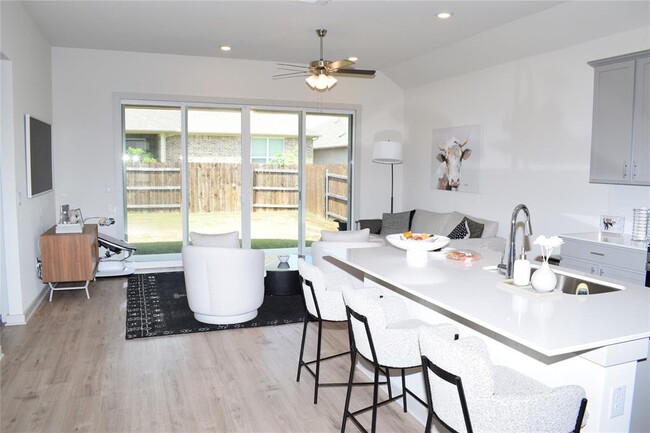 2409 Bear Cub Bend in Leander, TX - Building Photo - Building Photo