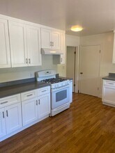 349 Chamisal Ave in Los Altos, CA - Building Photo - Building Photo