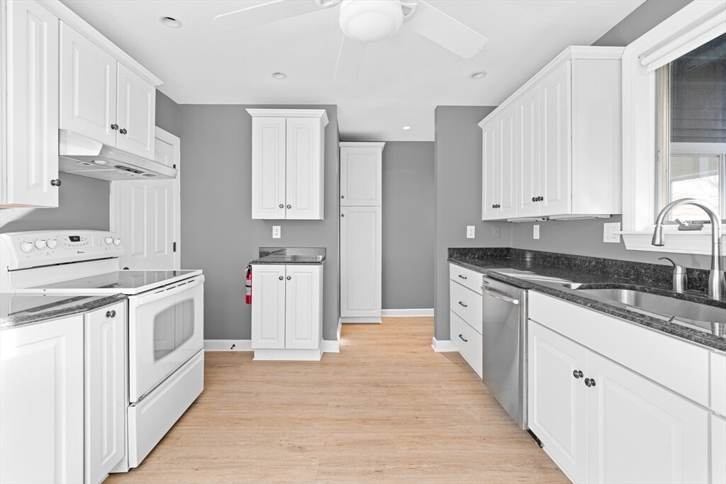 29 Fenwick St in Somerville, MA - Building Photo