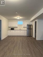 3031 Sierra Dr in Orillia, ON - Building Photo - Building Photo