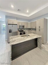 2742 Orange St in Ft. Myers, FL - Building Photo - Building Photo