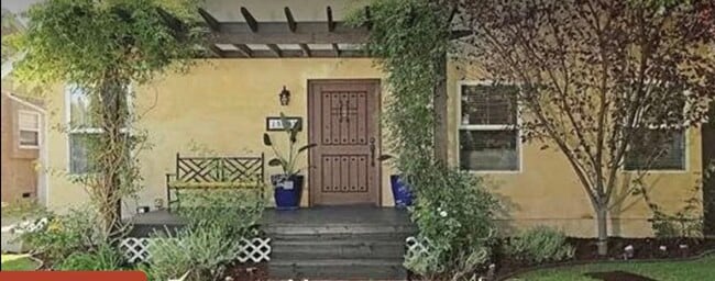 15242 La Maida St in Los Angeles, CA - Building Photo - Building Photo