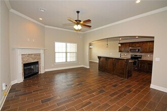 2303 SW Elington St in Bentonville, AR - Building Photo - Building Photo