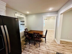 1209 E Twin Lakes Dr in Little Rock, AR - Building Photo - Building Photo