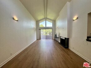 1531 Camden Ave in Los Angeles, CA - Building Photo - Building Photo