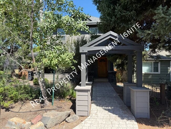 property at 1362 NW Lexington Ave