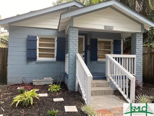 509 E Harris St in Savannah, GA - Building Photo