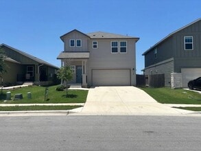 125 Mason Hl Ln in Andice, TX - Building Photo - Building Photo