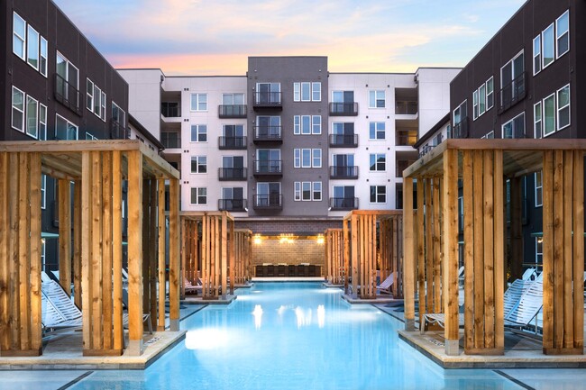 Cypress at Trinity Groves III in Dallas, TX - Building Photo - Building Photo