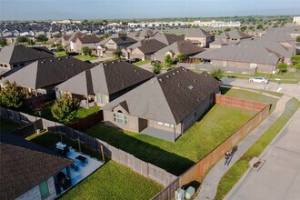 5434 Wildbrush Dr in Richmond, TX - Building Photo - Building Photo