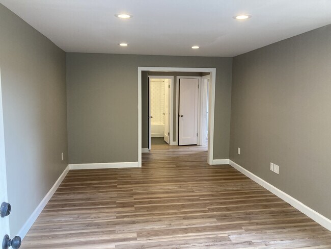 3059 30th Ave W, Unit 3059 in Seattle, WA - Building Photo - Building Photo