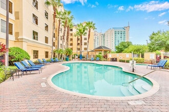 7601 Canada Ave in Orlando, FL - Building Photo - Building Photo