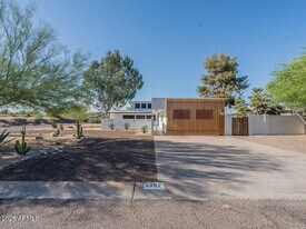 3302 E Turquoise Ave in Phoenix, AZ - Building Photo