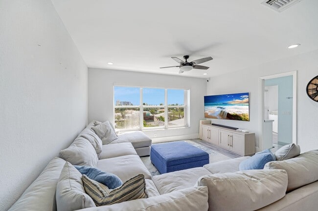 1770 E Las Olas Blvd in Fort Lauderdale, FL - Foto de edificio - Building Photo