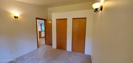279/283 Bunchberry Ln in Ketchikan, AK - Building Photo - Building Photo