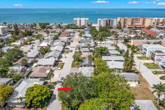 144 147th Ave E in Madeira Beach, FL - Building Photo - Building Photo