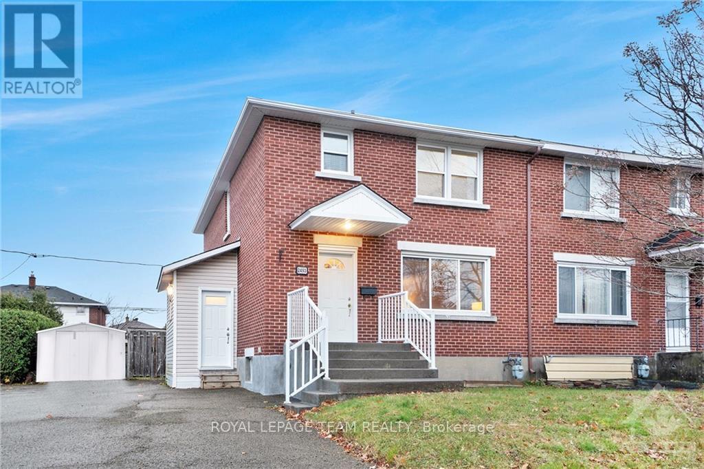 2493 Clementine Blvd in Ottawa, ON - Building Photo