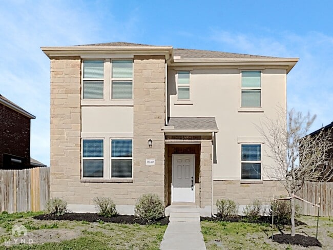 property at 1640 W Broade St