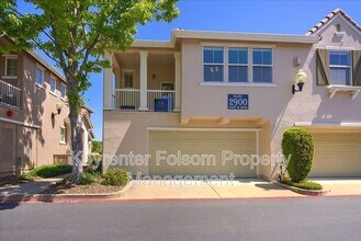 2901 Esplanade Cir in Folsom, CA - Building Photo - Building Photo