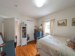 63 Medford St, Unit 2 in Medford, MA - Building Photo - Building Photo