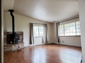 2100 Deer Run Ct in Cool, CA - Building Photo - Building Photo