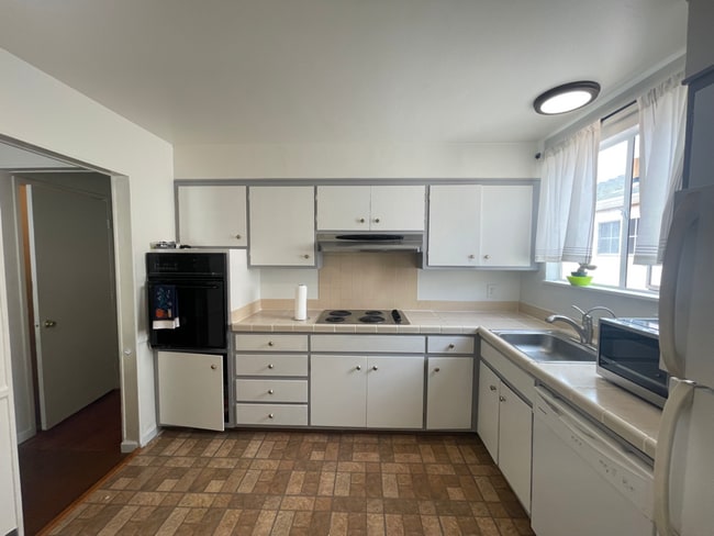 property at 204 Catalina Ave