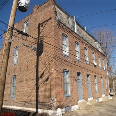 1418 Bremen Ave in St. Louis, MO - Foto de edificio