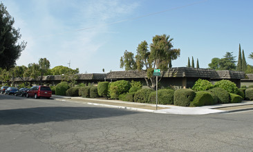 Valero Apartments in Fresno, CA - Building Photo - Building Photo