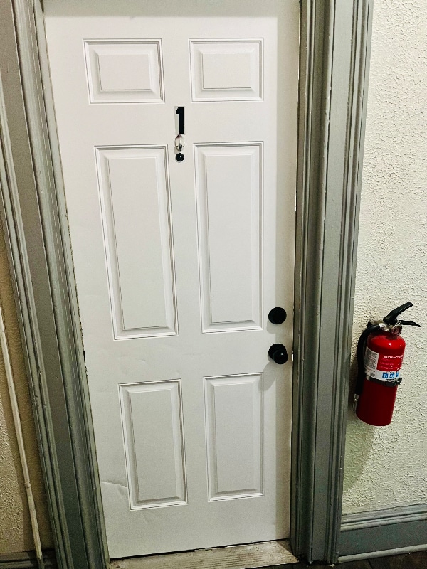 69 Greenville Ave in Jersey City, NJ - Foto de edificio - Building Photo