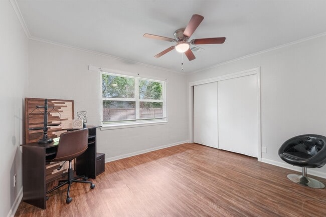 property at 309 E Kay St