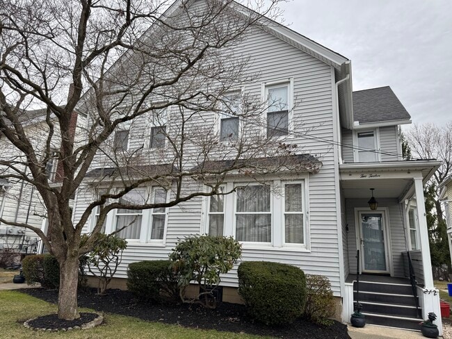 property at 212 N Sumner Ave