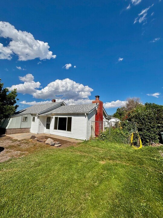 220 S Jay St in Lakewood, CO - Building Photo