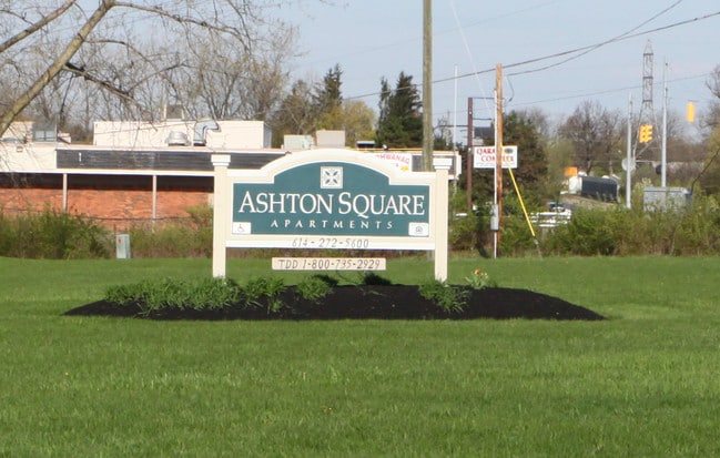 Ashton Square Apartments in Columbus, OH - Building Photo - Building Photo